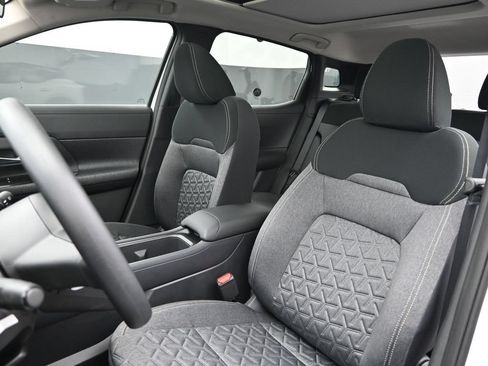 Certified 2026 Nissan Kicks SV w/ SV Premium Package FWD image 20