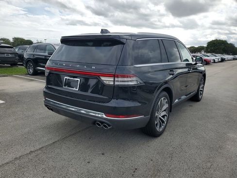 New 2025 Lincoln Aviator 2WD image 4