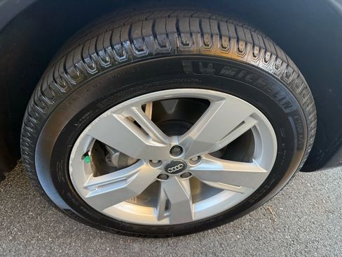 Used 2019 Audi Q5 2.0T Premium Plus image 31