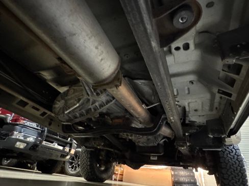 Used 2004 Ford F350 XL image 19