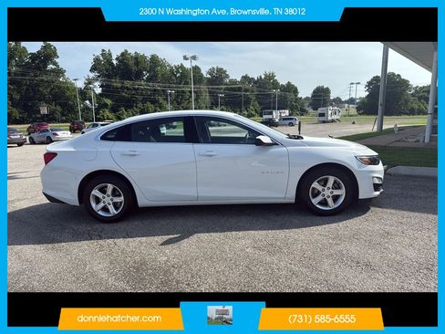 Used 2023 Chevrolet Malibu LS w/ Driver Confidence Package FWD image 4