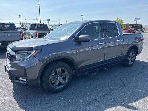 Used 2023 Honda Ridgeline RTL-E image 2