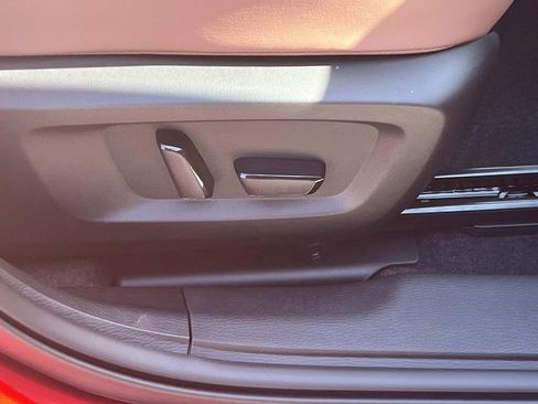 New 2026 Mitsubishi Outlander SEL FWD image 18