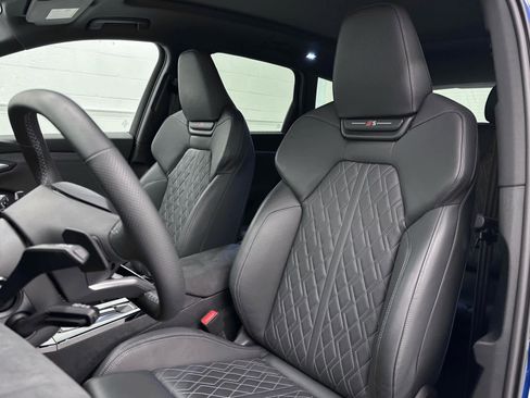 Used 2025 Audi SQ6 e-tron Prestige w/ 21" Black Optic Wheel Package image 13