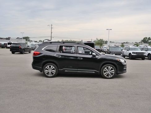 Used 2019 Subaru Ascent Touring AWD/4WD image 8