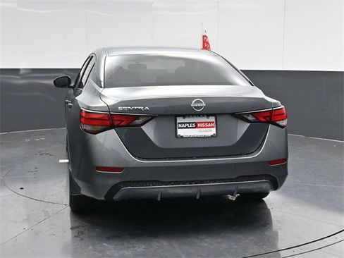 Used 2025 Nissan Sentra S image 4