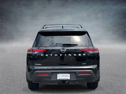 New 2025 Nissan Pathfinder SV w/ SV Premium Package image 3