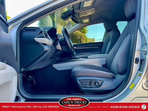 Used 2024 Toyota Camry LE w/ Convenience Package FWD image 8