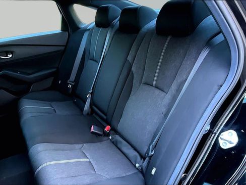 Used 2024 Honda Accord Sport image 21