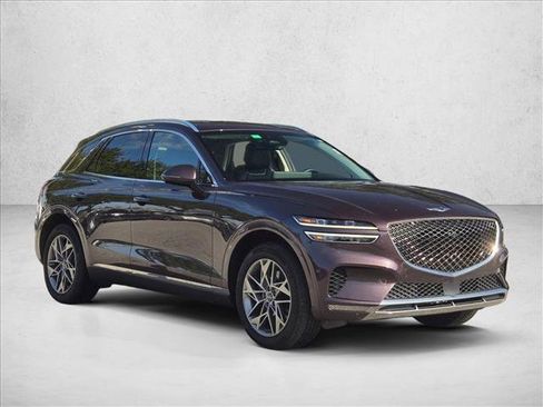 Used 2022 Genesis GV70 2.5T w/ Advanced Package image 3