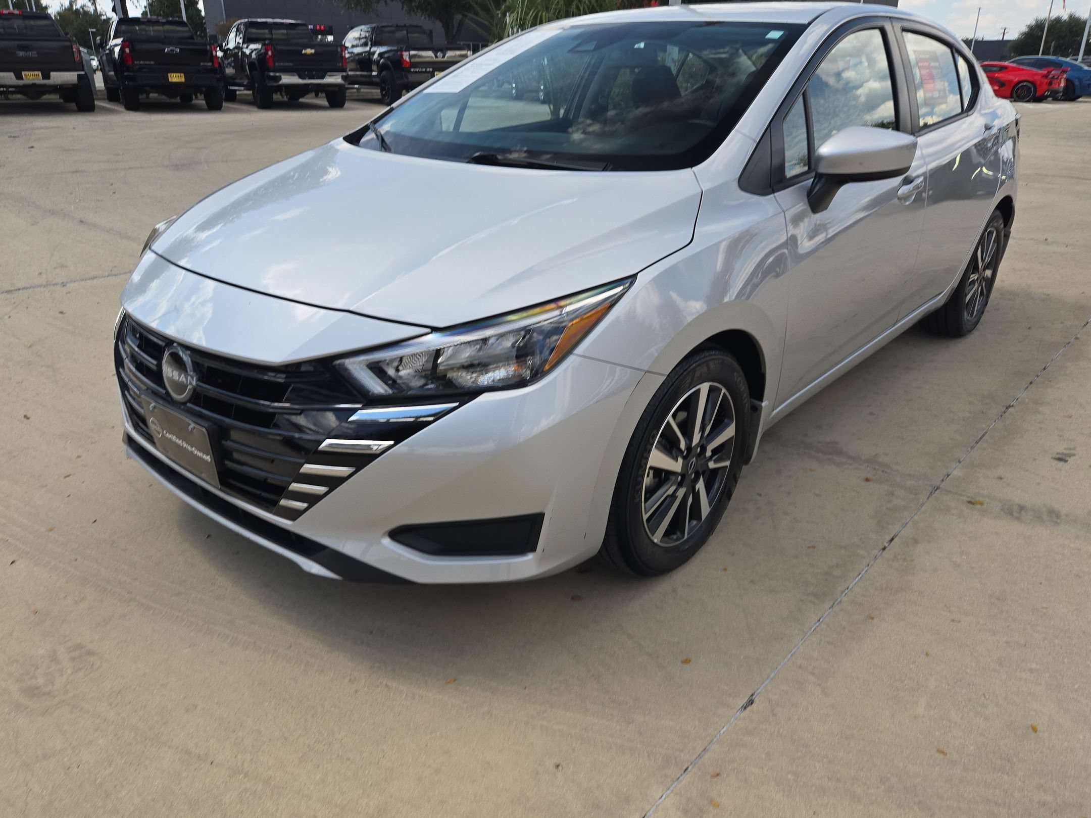 Certified 2025 Nissan Versa SV w/ Trunk Package FWD image 7