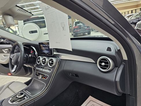 Used 2017 Mercedes-Benz C 300 Sedan w/ Premium 1 Package image 21