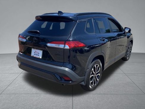 Used 2024 Toyota Corolla Cross AWD Hybrid image 16