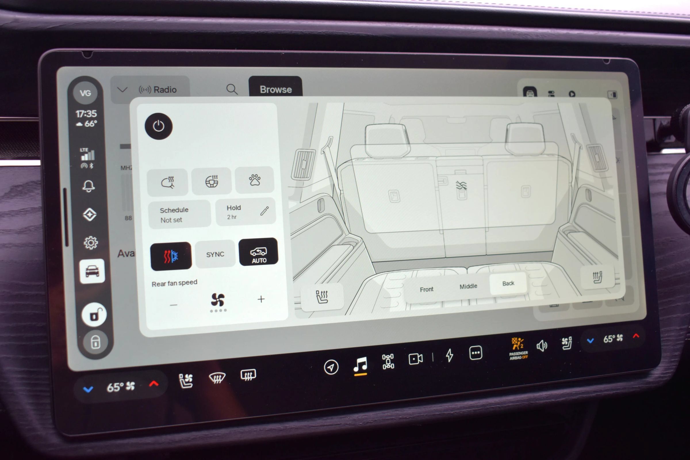 Used 2025 Rivian R1S Adventure Dual AWD/4WD image 23