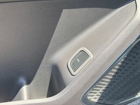 New 2026 Buick Enclave Avenir image 27