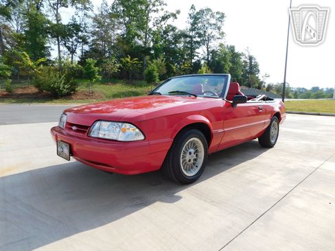 Used 1992 Ford Mustang LX RWD image 7