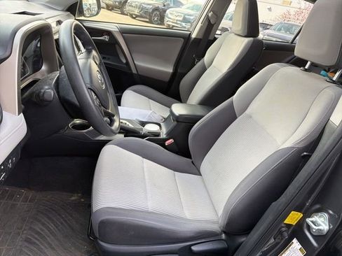 Used 2015 Toyota RAV4 XLE w/ Outdoor Package image 8