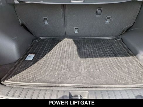 Used 2019 Hyundai Tucson AWD image 25