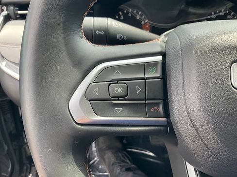 Used 2022 Jeep Compass Limited AWD/4WD image 7