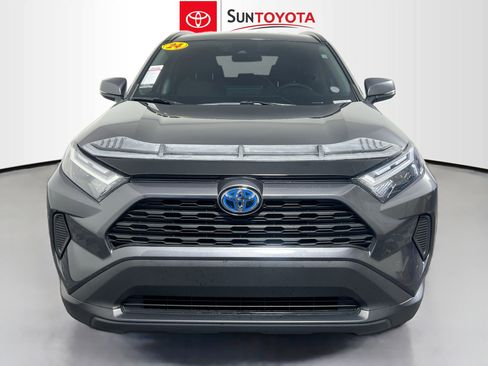 Used 2024 Toyota RAV4 XLE AWD/4WD image 10