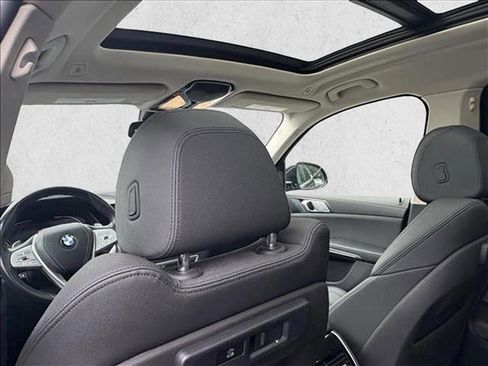 Used 2020 BMW X7 xDrive40i w/ Premium Package image 14