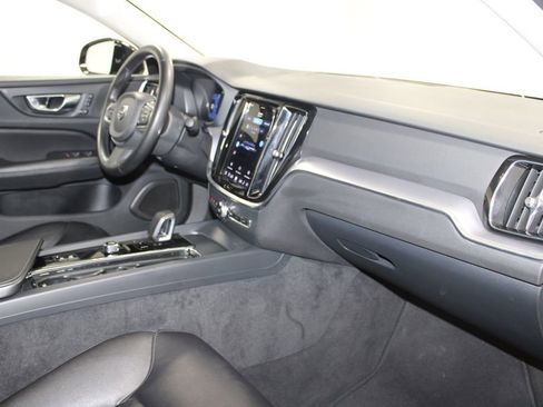 Used 2024 Volvo S60 B5 Core FWD image 27