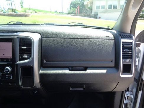 Used 2022 RAM 1500 Classic SLT w/ Electronics Group AWD/4WD image 20