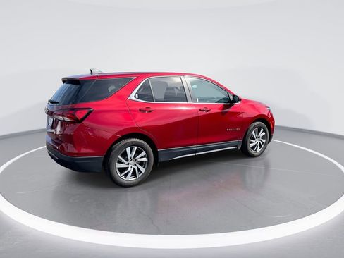 Used 2024 Chevrolet Equinox LT FWD image 8