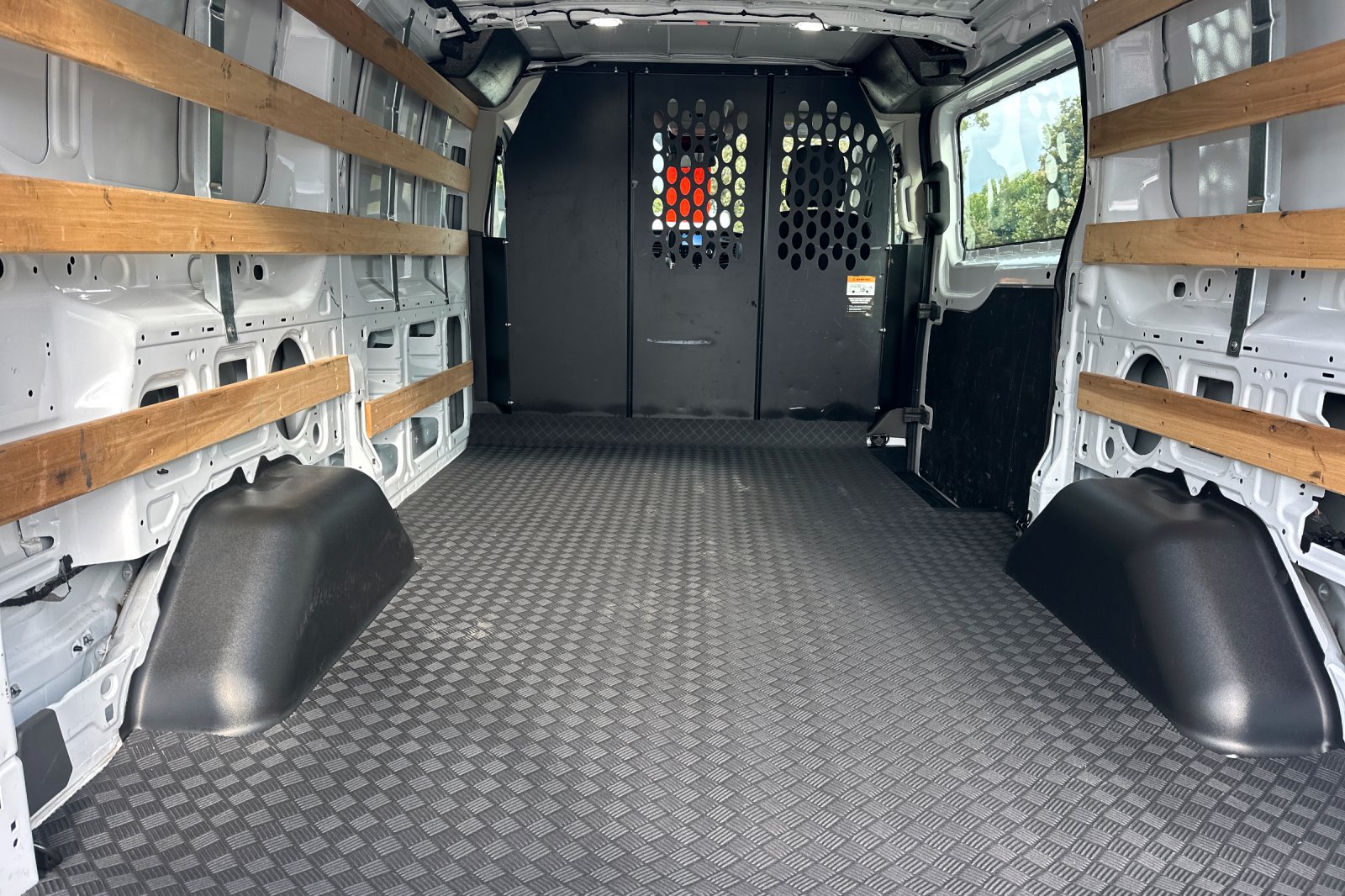 Used 2025 Ford Transit 250 Low Roof w/ Exterior Upgrade Package RWD image 13