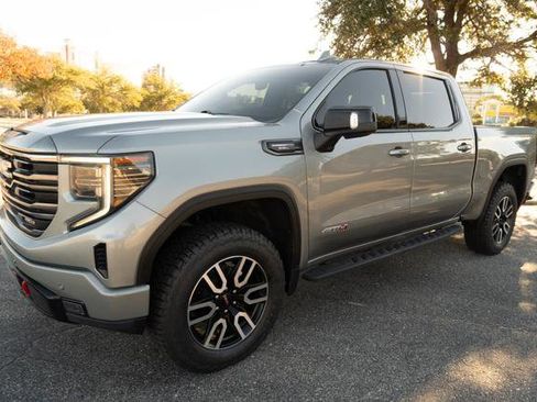 Used 2024 GMC Sierra 1500 AT4 w/ Technology Package image 7