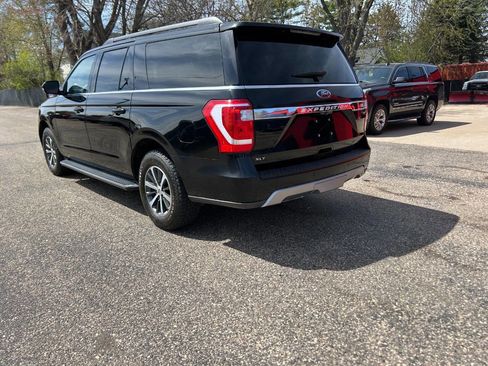 Used 2018 Ford Expedition Max XLT w/ Equipment Group 202A AWD/4WD image 17