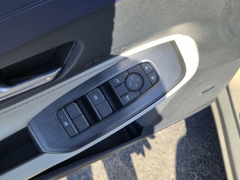 New 2026 Nissan Sentra SL w/ Floor Mat Package FWD image 19