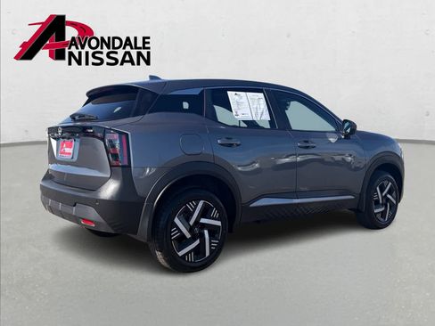 Certified 2025 Nissan Kicks SV image 7
