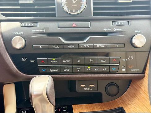 Used 2020 Lexus RX 350L FWD w/ Premium Package image 35