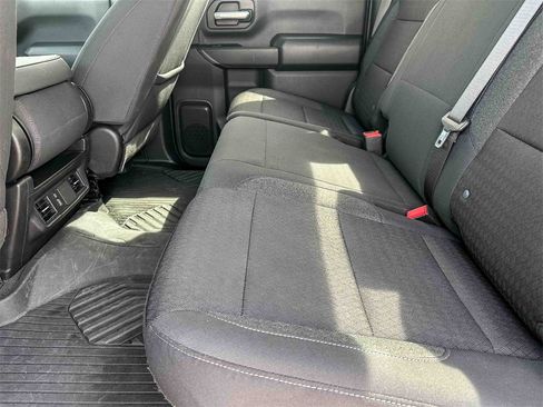 Certified 2024 Chevrolet Silverado 2500 Custom w/ Custom Value Package image 18