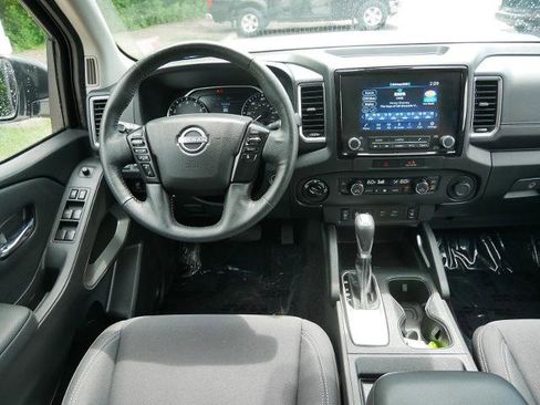 Certified 2023 Nissan Frontier SV w/ Technology Package AWD/4WD image 12