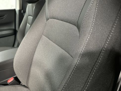 Used 2025 Honda CR-V EX image 16