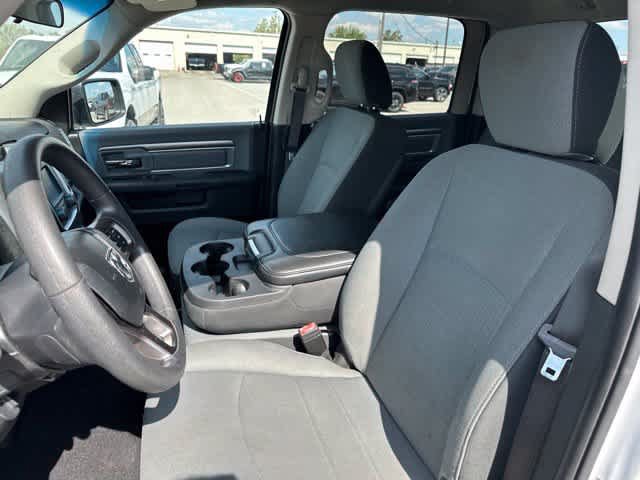 Used 2021 RAM 1500 Classic SLT AWD/4WD image 3