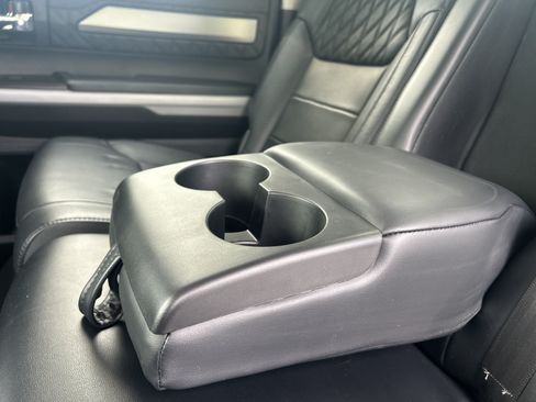 Used 2019 Toyota Tundra Platinum AWD/4WD image 27