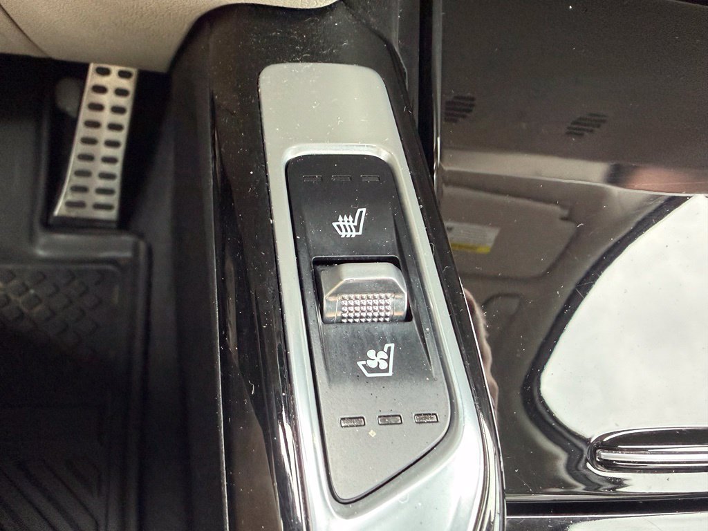 Used 2021 Kia Sorento SX FWD image 7