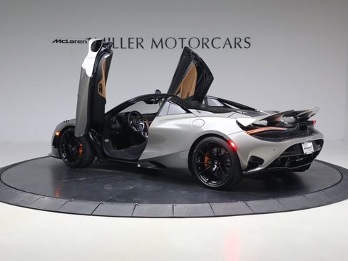 Used 2025 McLaren 750S TechLux image 26
