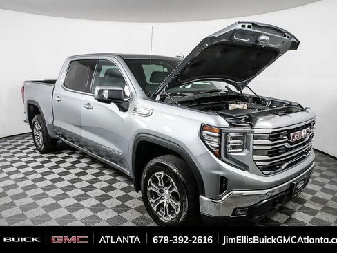 Used 2025 GMC Sierra 1500 SLT AWD/4WD image 30