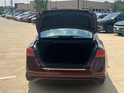 Used 2023 Nissan Altima 2.5 SV FWD image 15