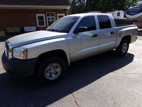 Used 2006 Dodge Dakota ST RWD image 11