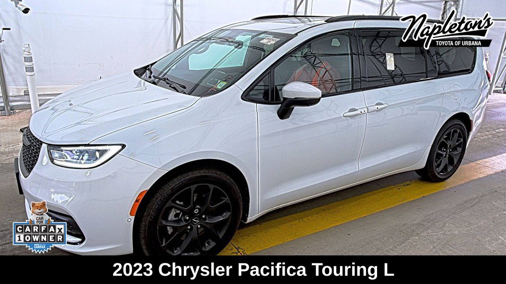 Used 2023 Chrysler Pacifica Touring-L w/ S Appearance Package AWD/4WD image 1