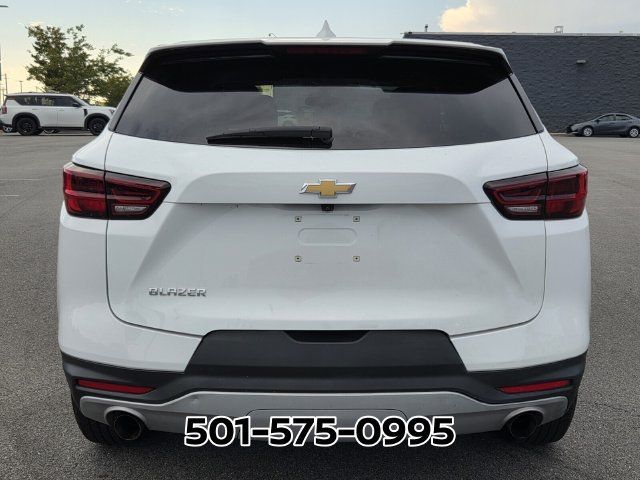 Used 2024 Chevrolet Blazer LT FWD image 7