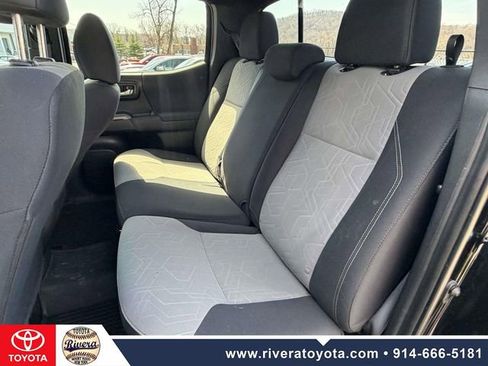 Used 2023 Toyota Tacoma TRD Sport image 15