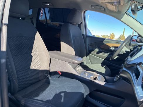 Used 2020 GMC Terrain SLE w/ Elevation Edition image 12