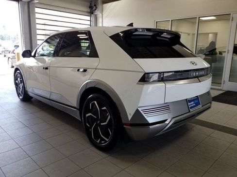 Certified 2024 Hyundai Ioniq 5 Limited RWD image 18