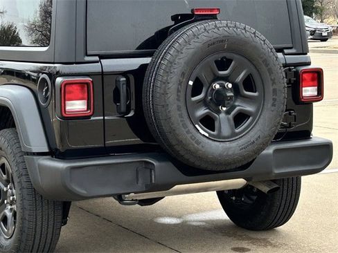 Used 2026 Jeep Wrangler Sport image 6